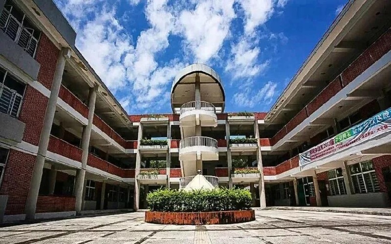 school-pic